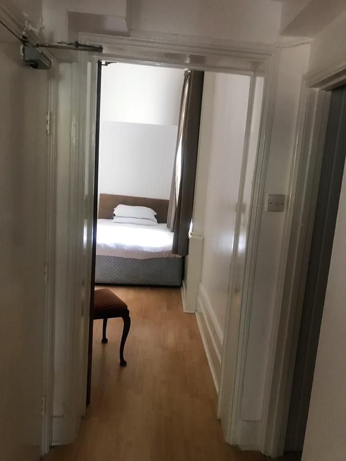 The New Clifton House Hotel Newcastle upon Tyne Room photo
